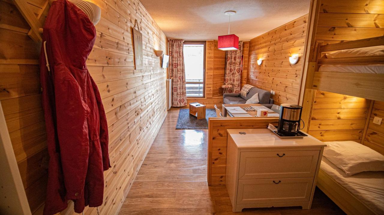 Le 1650 By Infini Mountain Aparthotel Les Orres Exterior photo