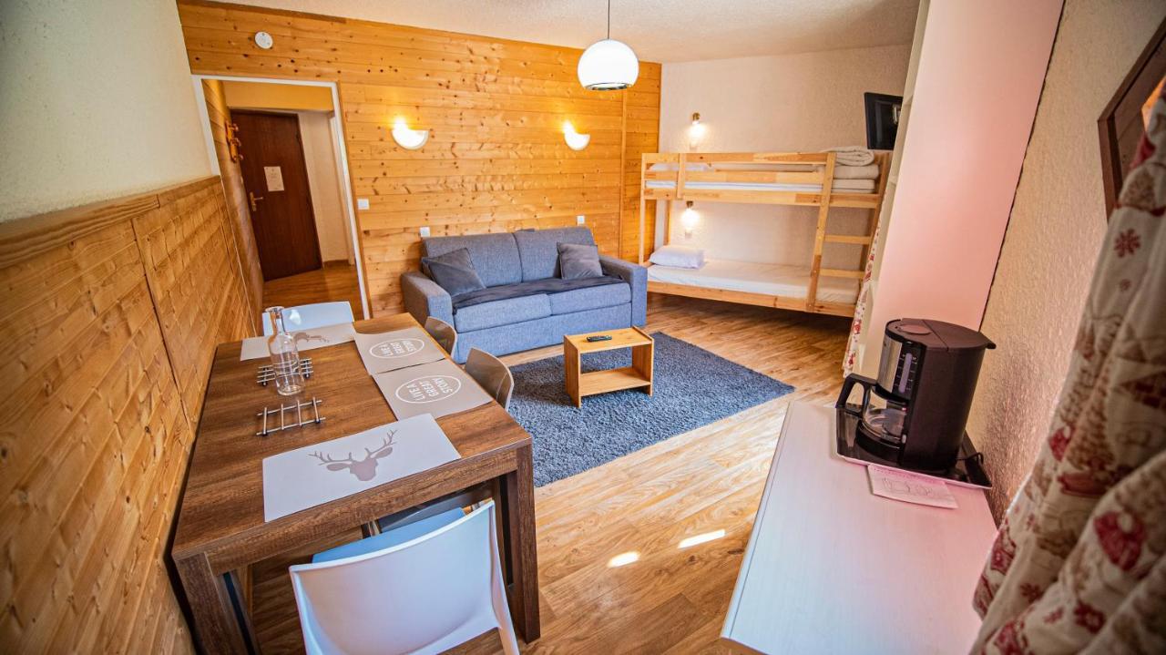 Le 1650 By Infini Mountain Aparthotel Les Orres Exterior photo